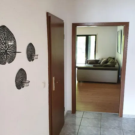 Gemuetliche In *